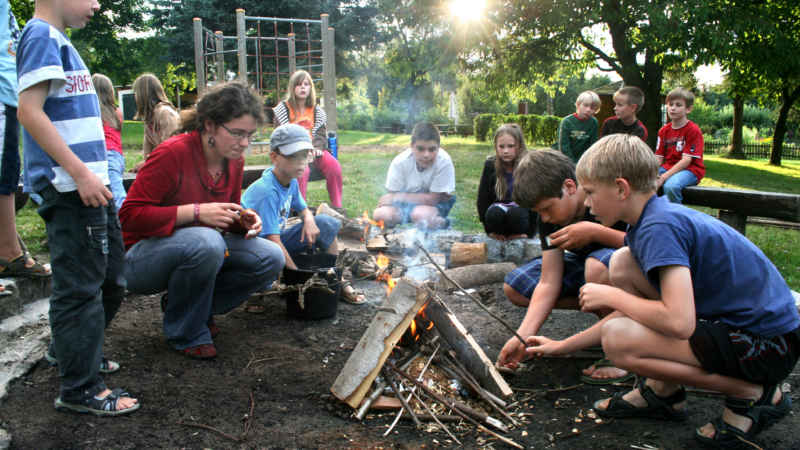 Knüppelbrot am Lagerfeuer